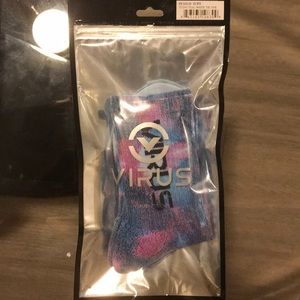 Virus Intl socks